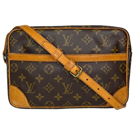 louis vuitton trocadero crossbody bag
